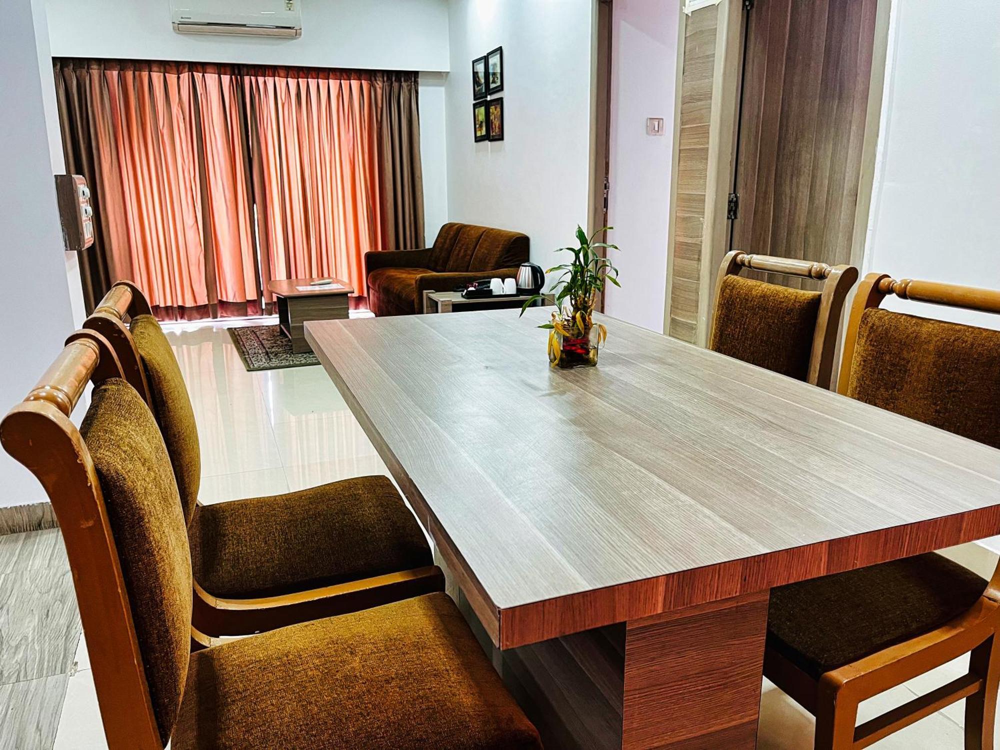 Maxxvalue - Service Apartment Marol Bombay Exterior foto