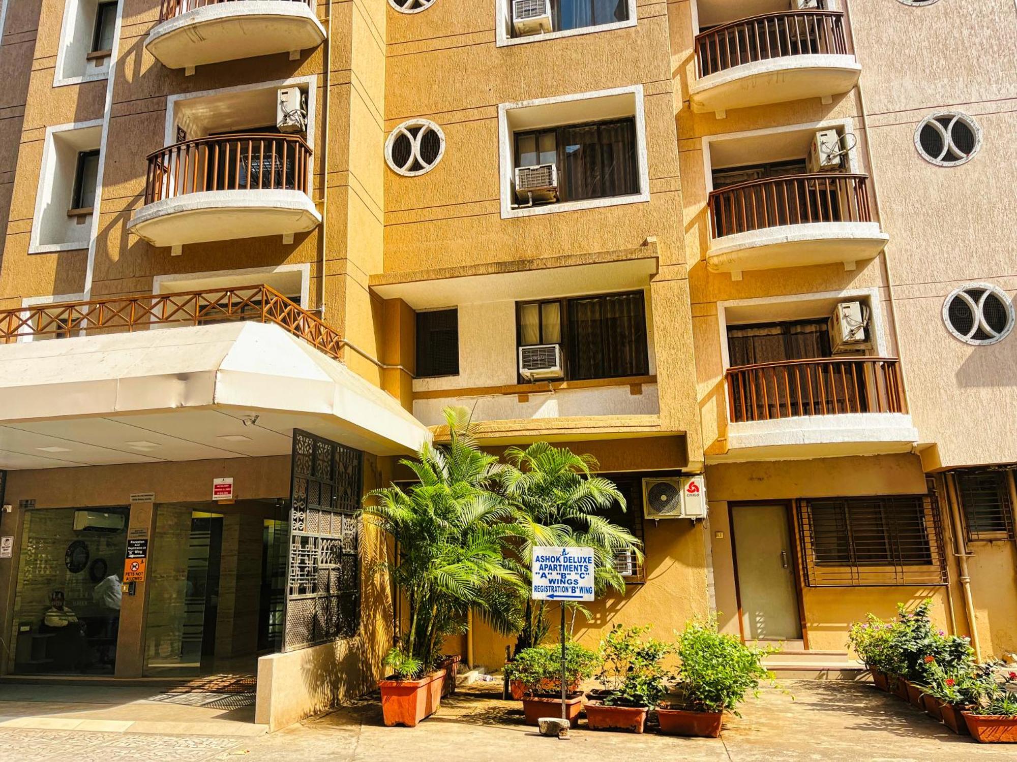 Maxxvalue - Service Apartment Marol Bombay Exterior foto